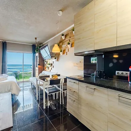 Oceanfront With Private Balcony In Playa Paraiso *